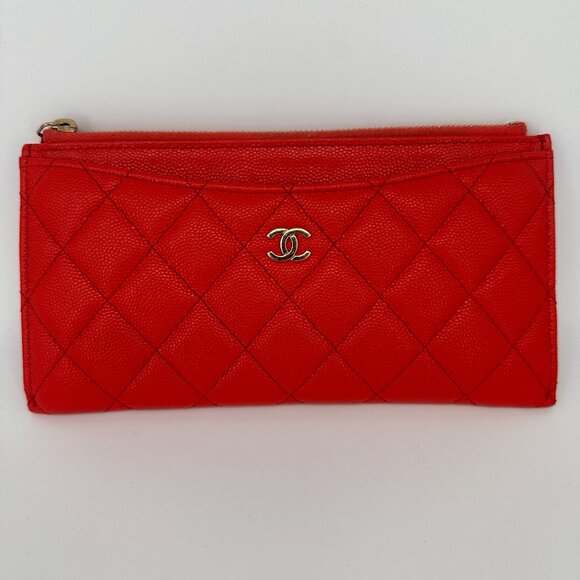 CHANEL Red Lambskin Wallet - Picture 1 of 6